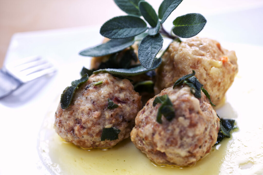 Meatballs: Canederli